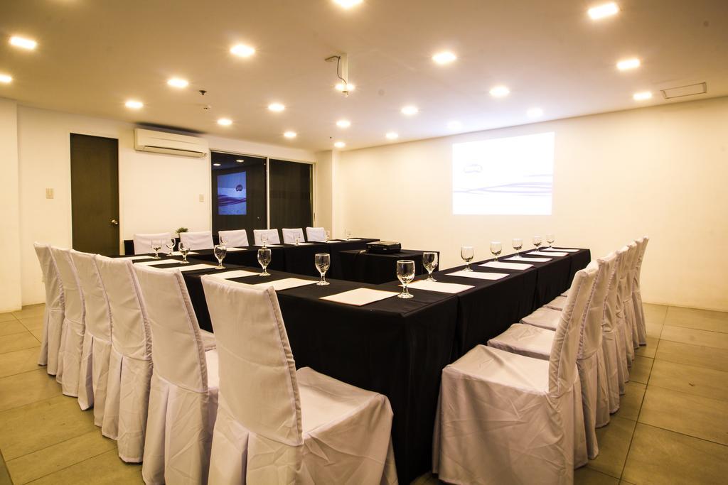 Jade Hotel&Suites Makati City Exteriér fotografie